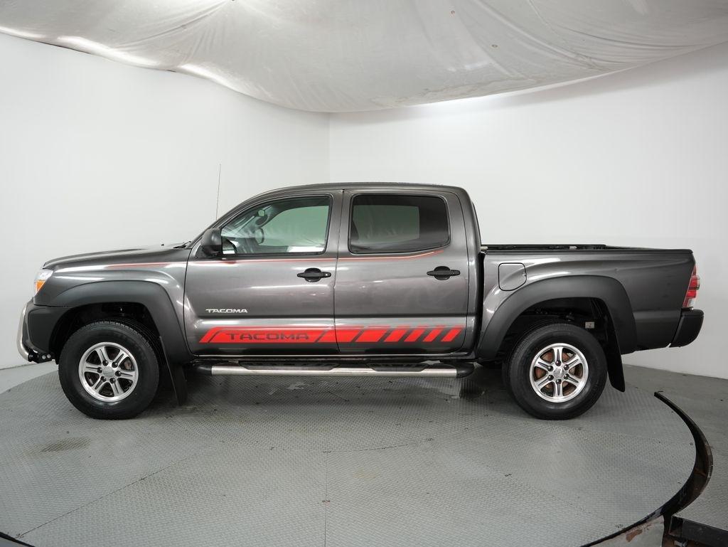 Toyota Tacoma 2WD Double Cab I4 AT PreRunner (Natl) 2013