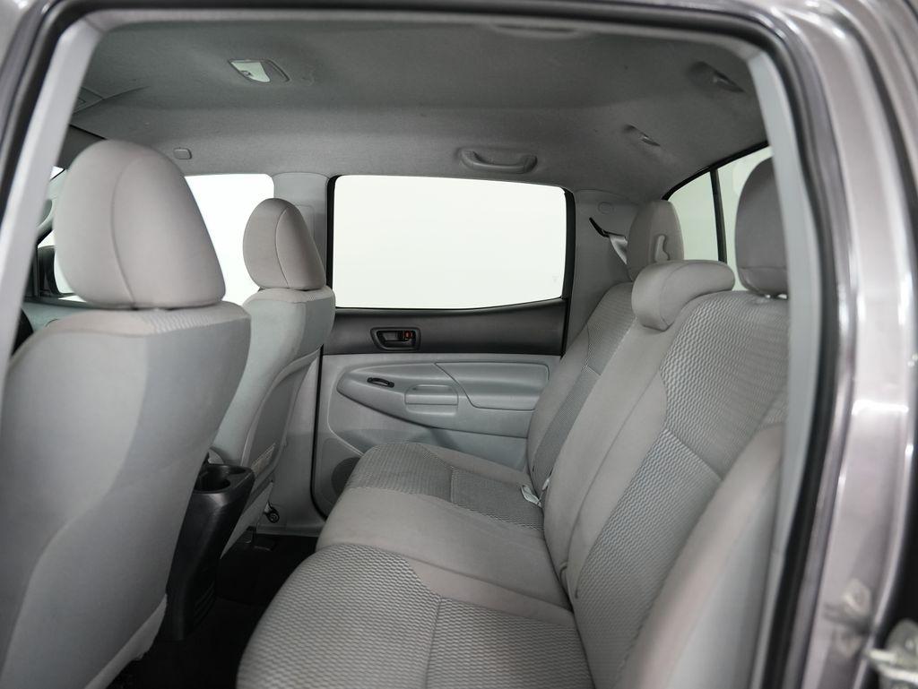 Toyota Tacoma 2WD Double Cab I4 AT PreRunner (Natl) 2013