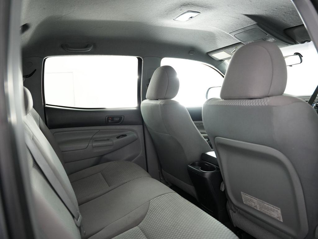 Toyota Tacoma 2WD Double Cab I4 AT PreRunner (Natl) 2013