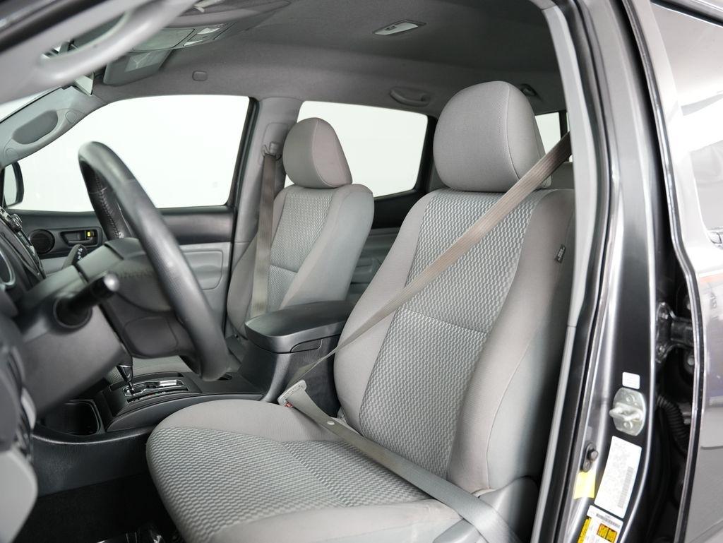 Toyota Tacoma 2WD Double Cab I4 AT PreRunner (Natl) 2013