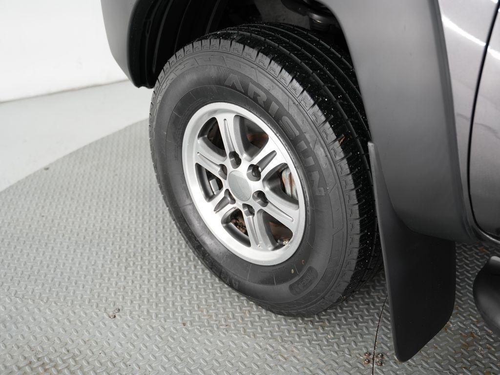 Toyota Tacoma 2WD Double Cab I4 AT PreRunner (Natl) 2013