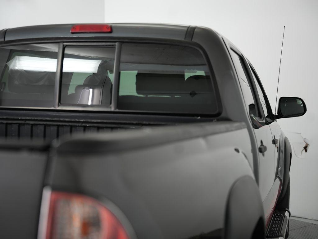 Toyota Tacoma 2WD Double Cab I4 AT PreRunner (Natl) 2013