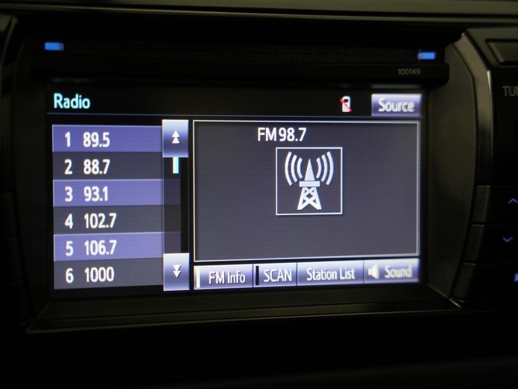 Toyota Corolla 4dr Sdn CVT LE Premium (Natl) 2014