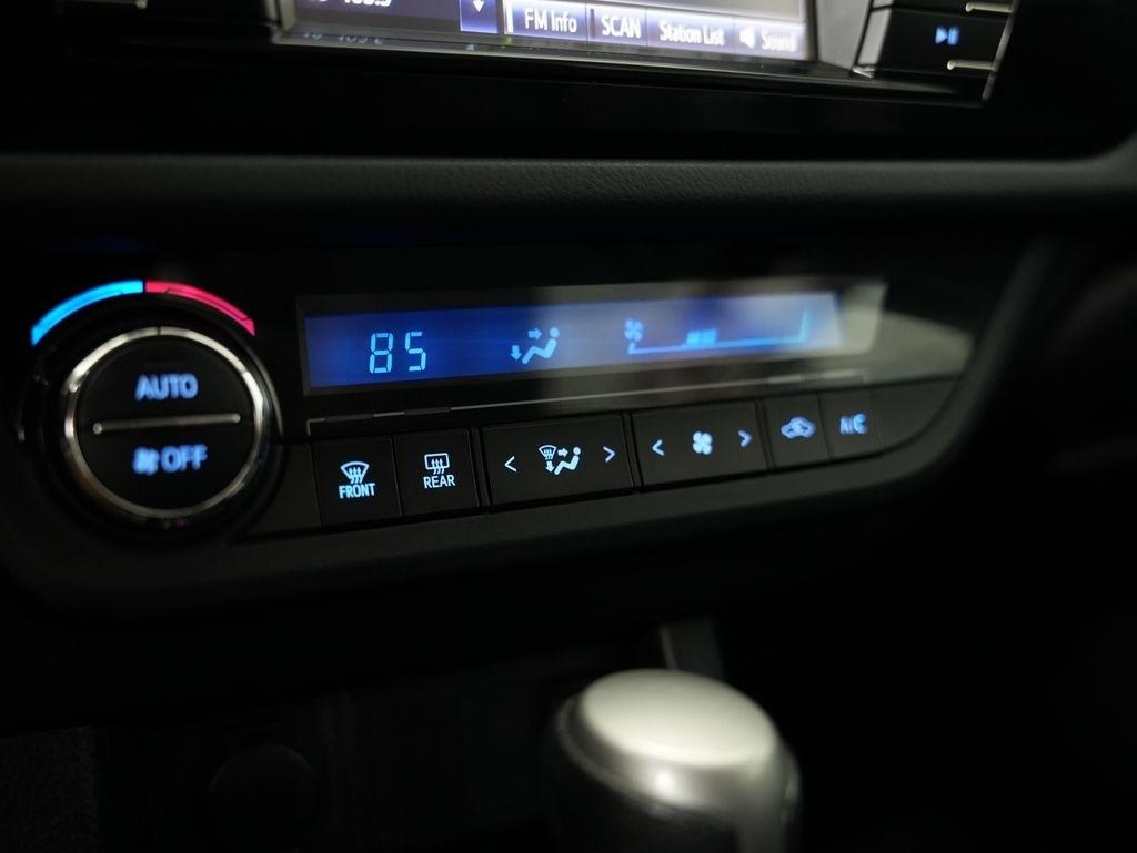 Toyota Corolla 4dr Sdn CVT LE Premium (Natl) 2014