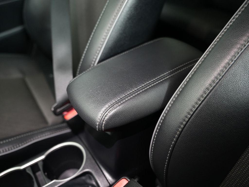 Toyota Corolla 4dr Sdn CVT LE Premium (Natl) 2014