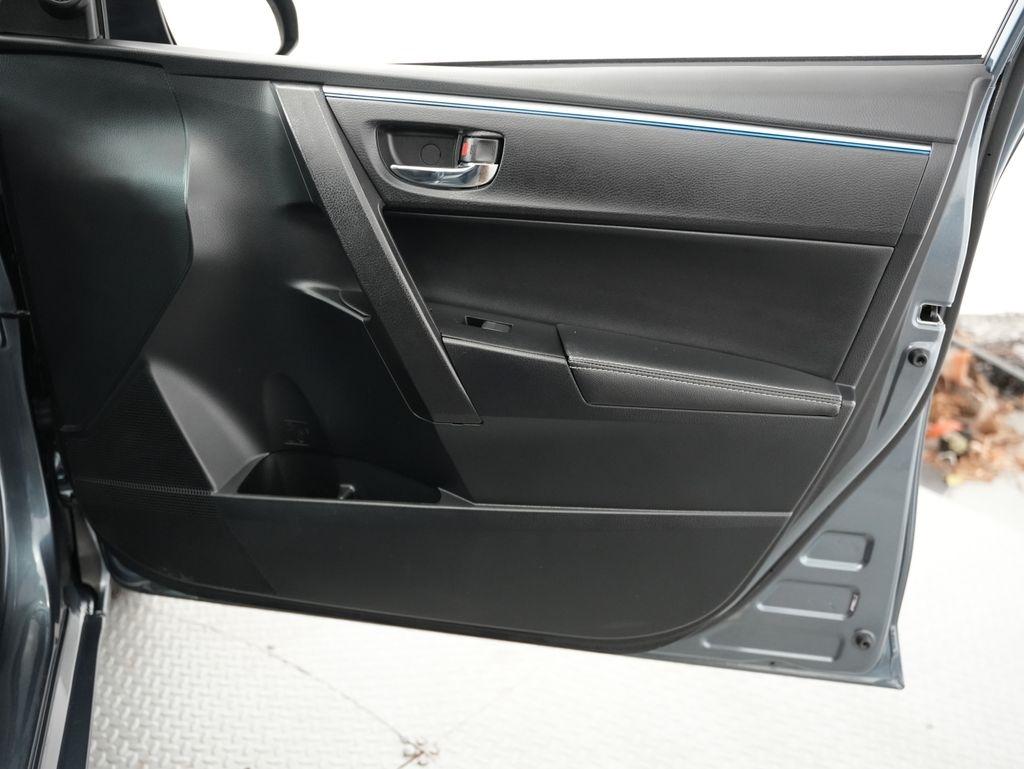 Toyota Corolla 4dr Sdn CVT LE Premium (Natl) 2014