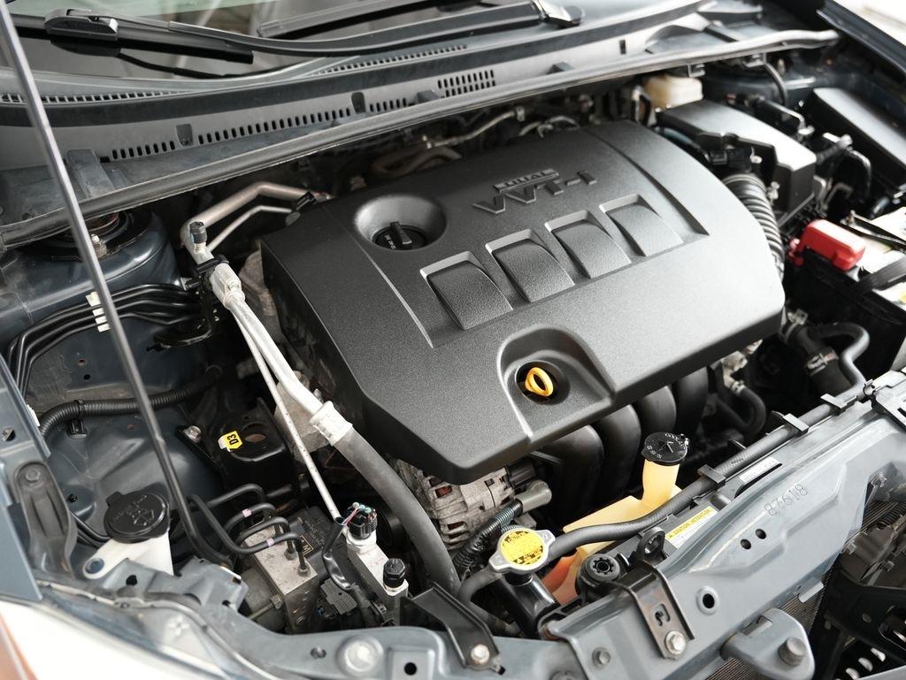 Toyota Corolla 4dr Sdn CVT LE Premium (Natl) 2014