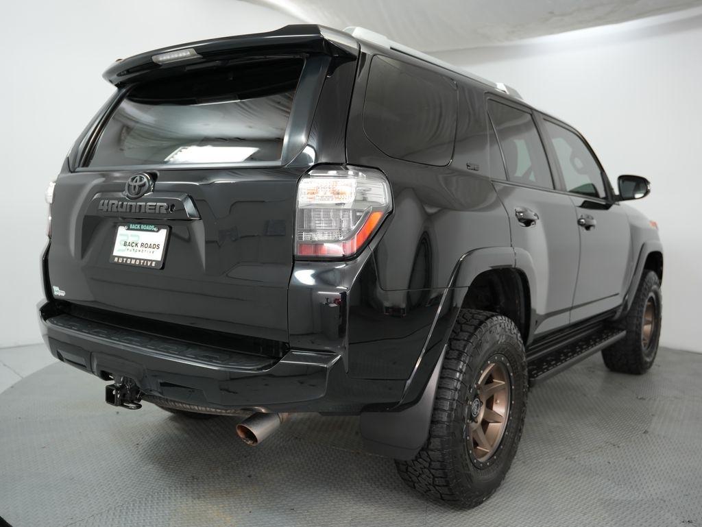 Toyota 4Runner TRD Off Road Premium 4WD (Natl) 2018