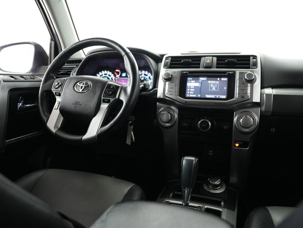 Toyota 4Runner TRD Off Road Premium 4WD (Natl) 2018