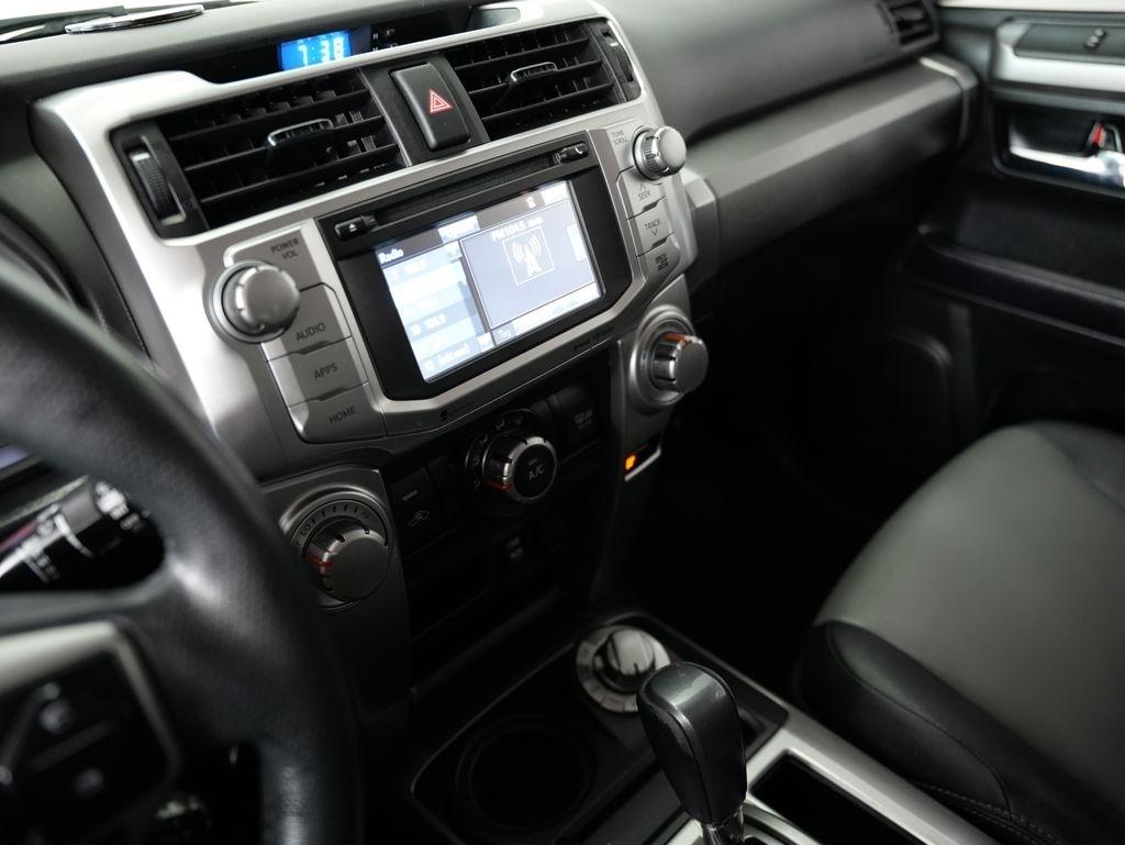 Toyota 4Runner TRD Off Road Premium 4WD (Natl) 2018