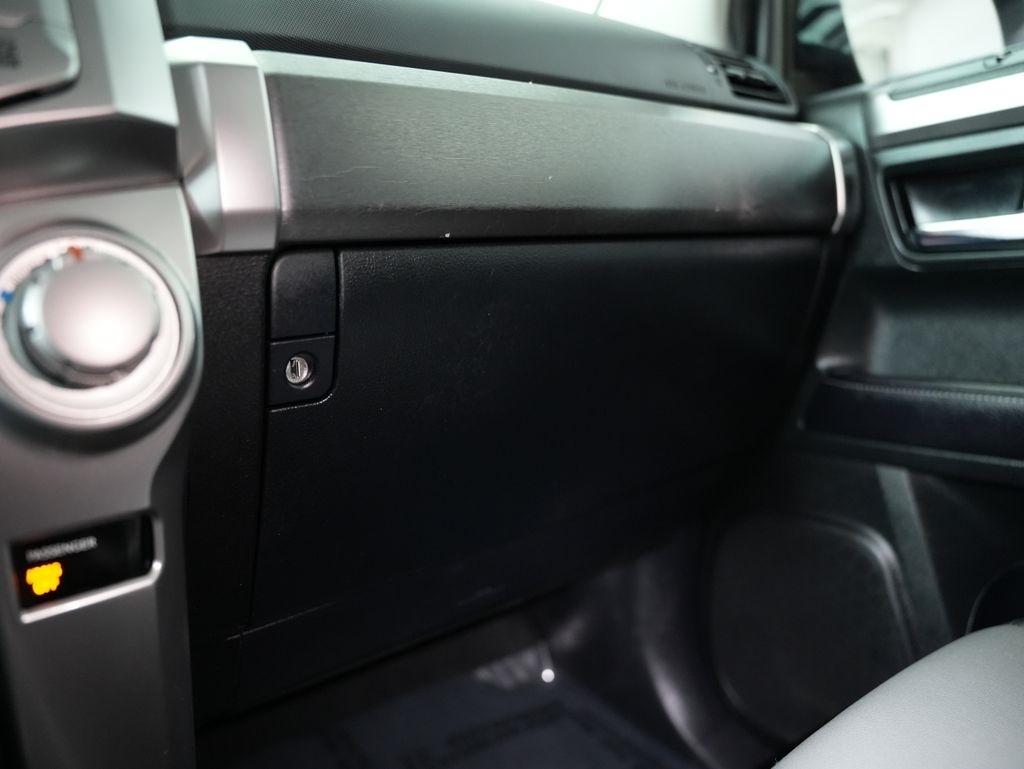 Toyota 4Runner TRD Off Road Premium 4WD (Natl) 2018