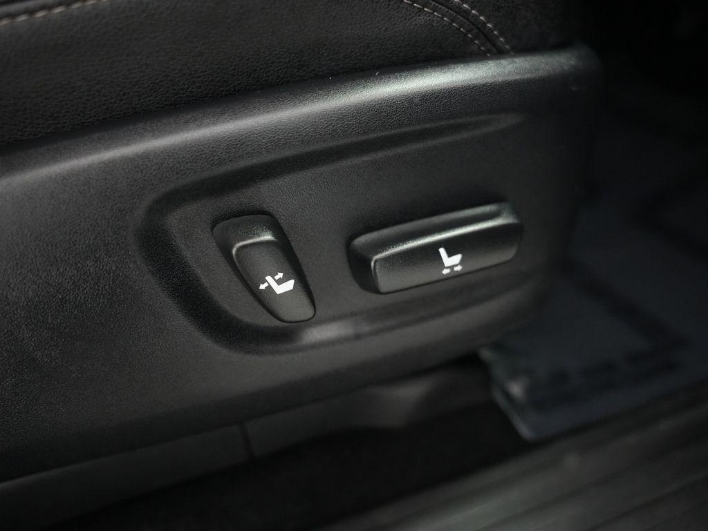 Toyota 4Runner TRD Off Road Premium 4WD (Natl) 2018