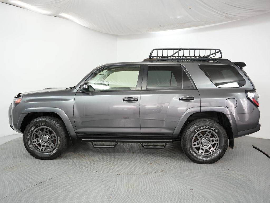 Toyota 4Runner TRD Off Road Premium 4WD (Natl) 2020