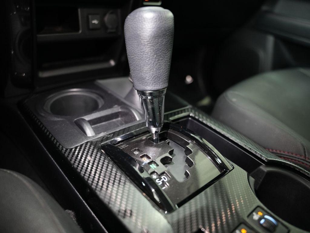 Toyota 4Runner TRD Off Road Premium 4WD (Natl) 2020