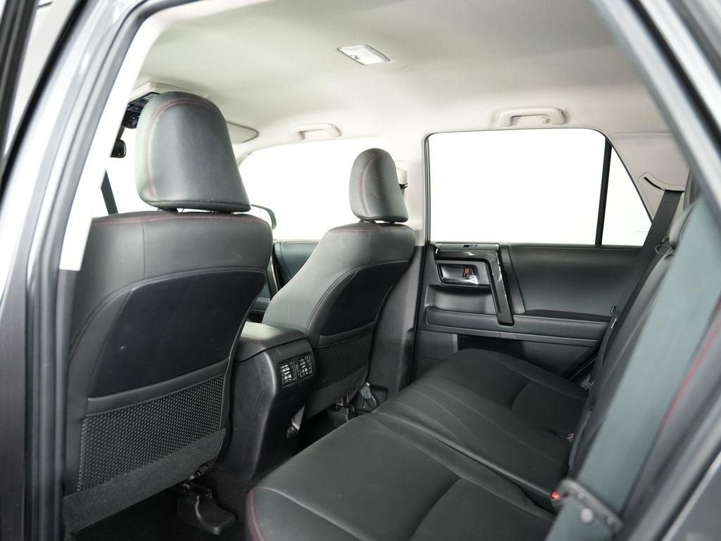 Toyota 4Runner TRD Off Road Premium 4WD (Natl) 2020