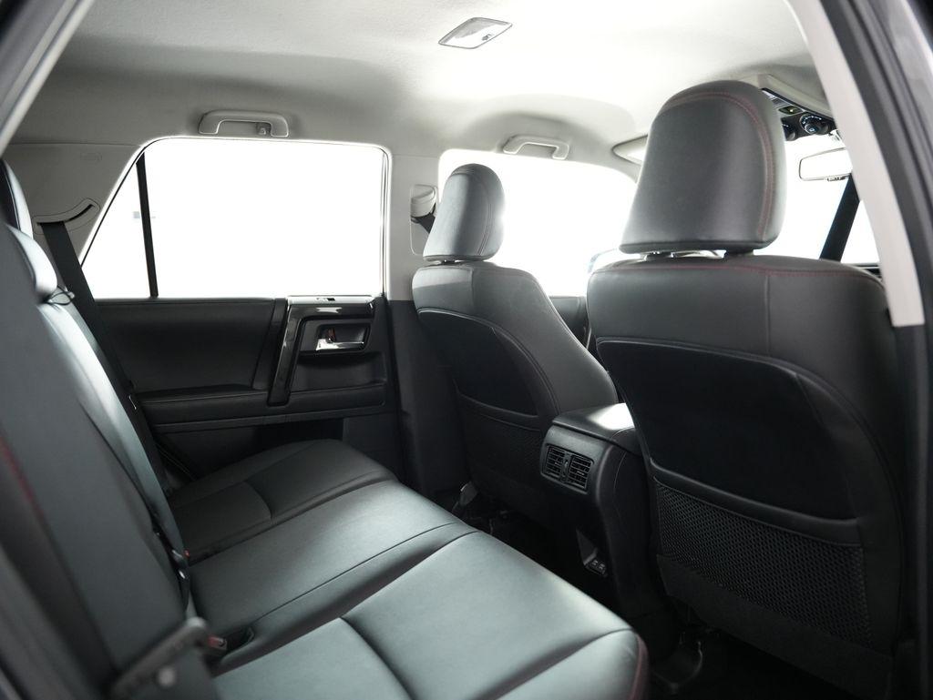 Toyota 4Runner TRD Off Road Premium 4WD (Natl) 2020