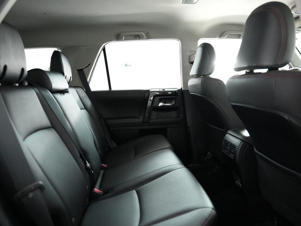 Toyota 4Runner TRD Off Road Premium 4WD (Natl) 2020