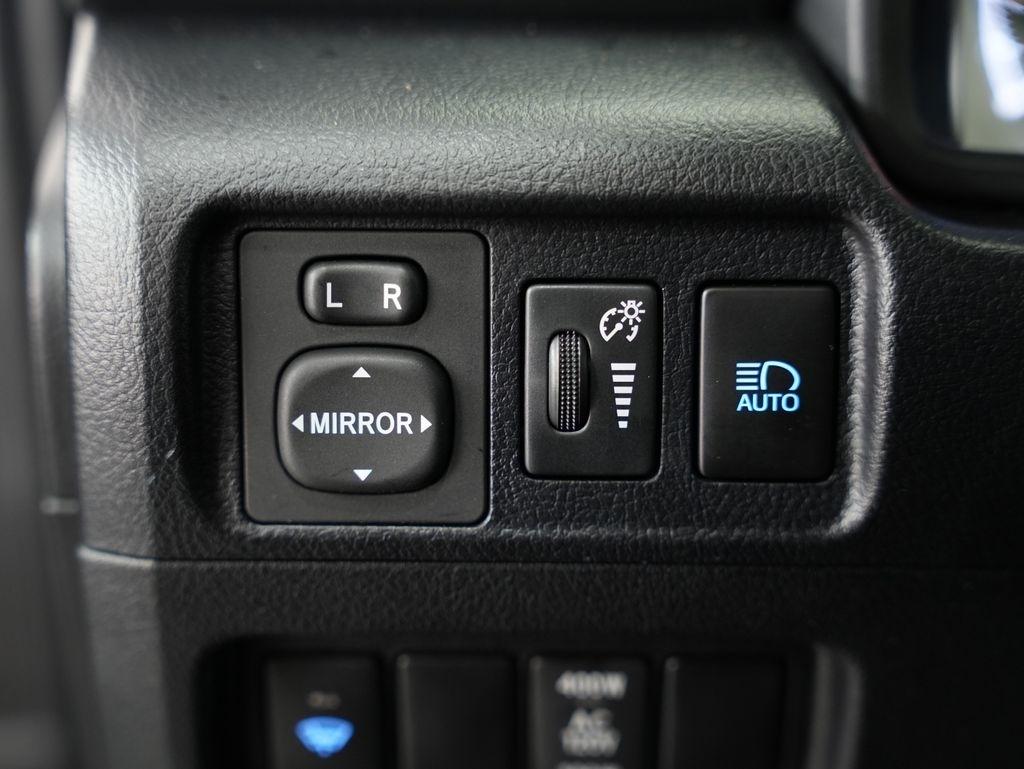 Toyota 4Runner TRD Off Road Premium 4WD (Natl) 2020