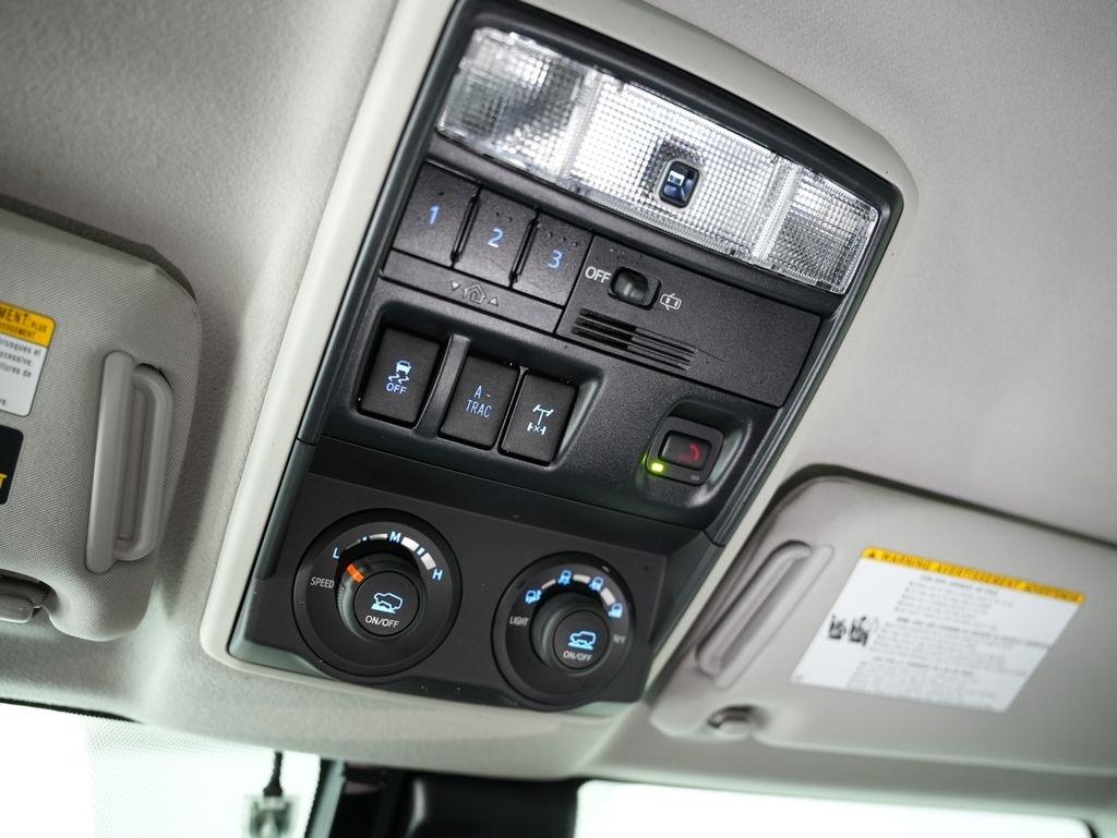 Toyota 4Runner TRD Off Road Premium 4WD (Natl) 2020