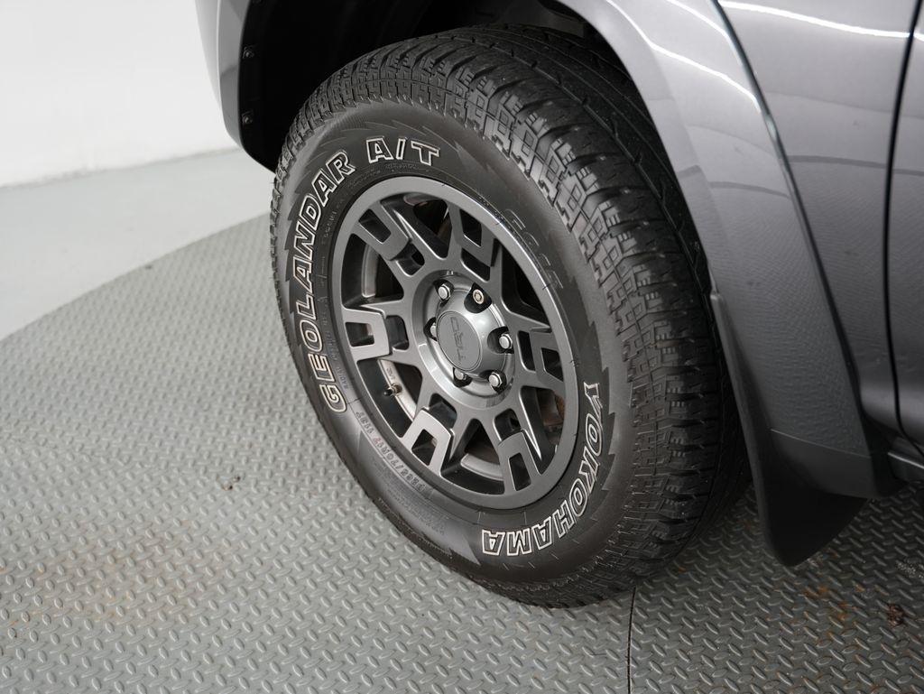 Toyota 4Runner TRD Off Road Premium 4WD (Natl) 2020