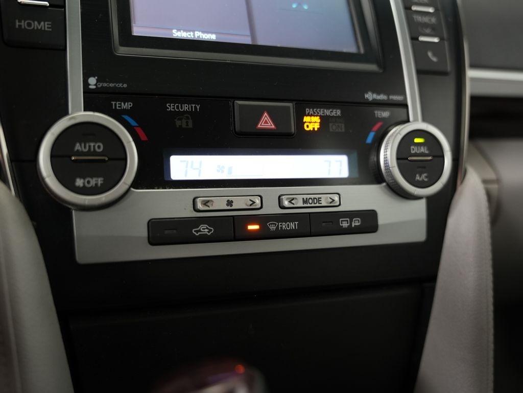 Toyota Camry 2014.5 4dr Sdn I4 Auto SE Sport (Natl) 2014