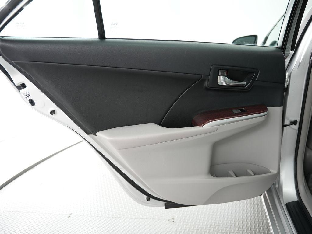 Toyota Camry 2014.5 4dr Sdn I4 Auto SE Sport (Natl) 2014