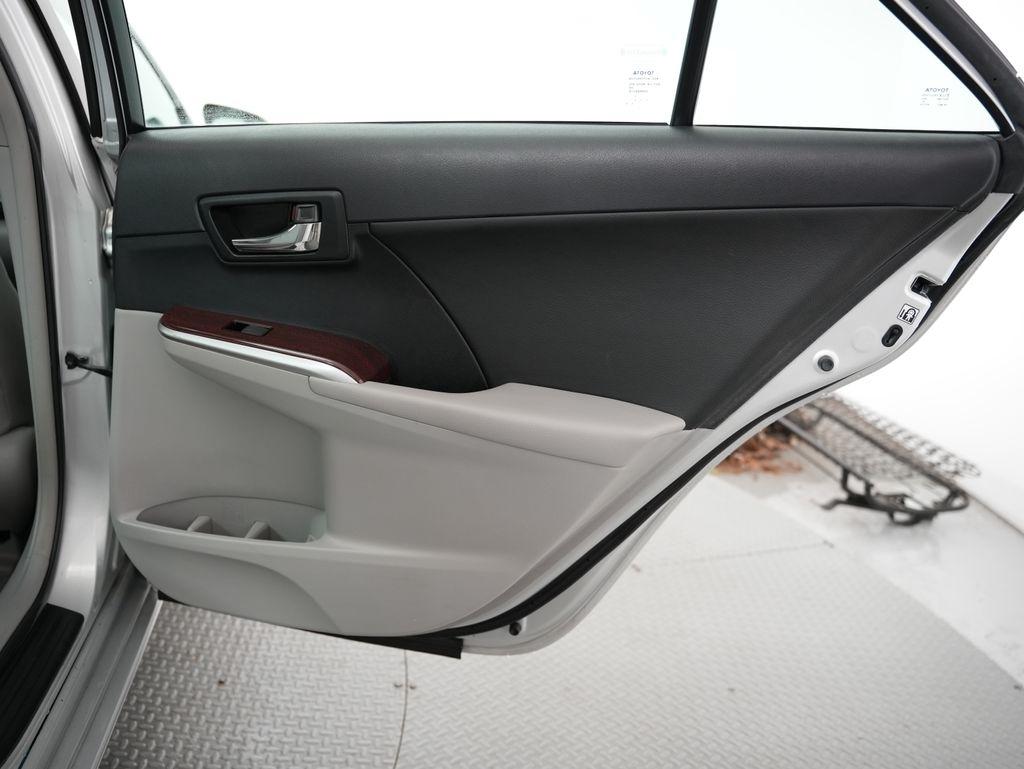 Toyota Camry 2014.5 4dr Sdn I4 Auto SE Sport (Natl) 2014