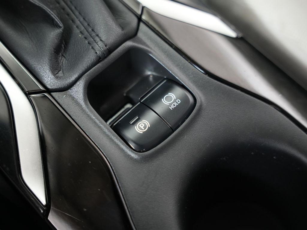 Toyota Corolla LE CVT (Natl) 2020