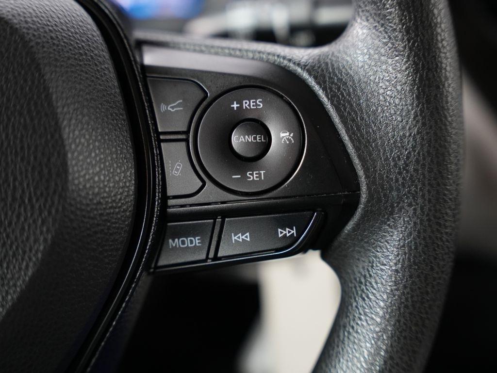 Toyota Corolla LE CVT (Natl) 2020