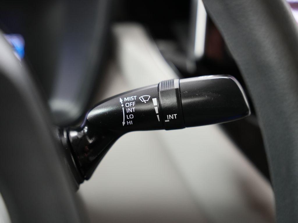 Toyota Corolla LE CVT (Natl) 2020