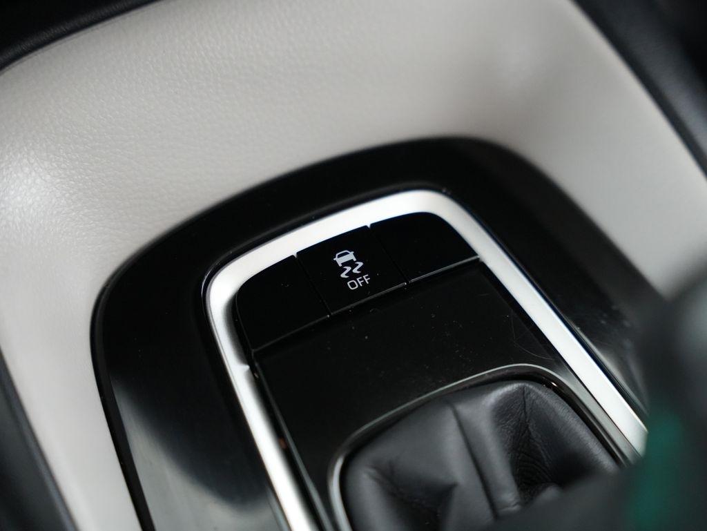 Toyota Corolla LE CVT (Natl) 2020