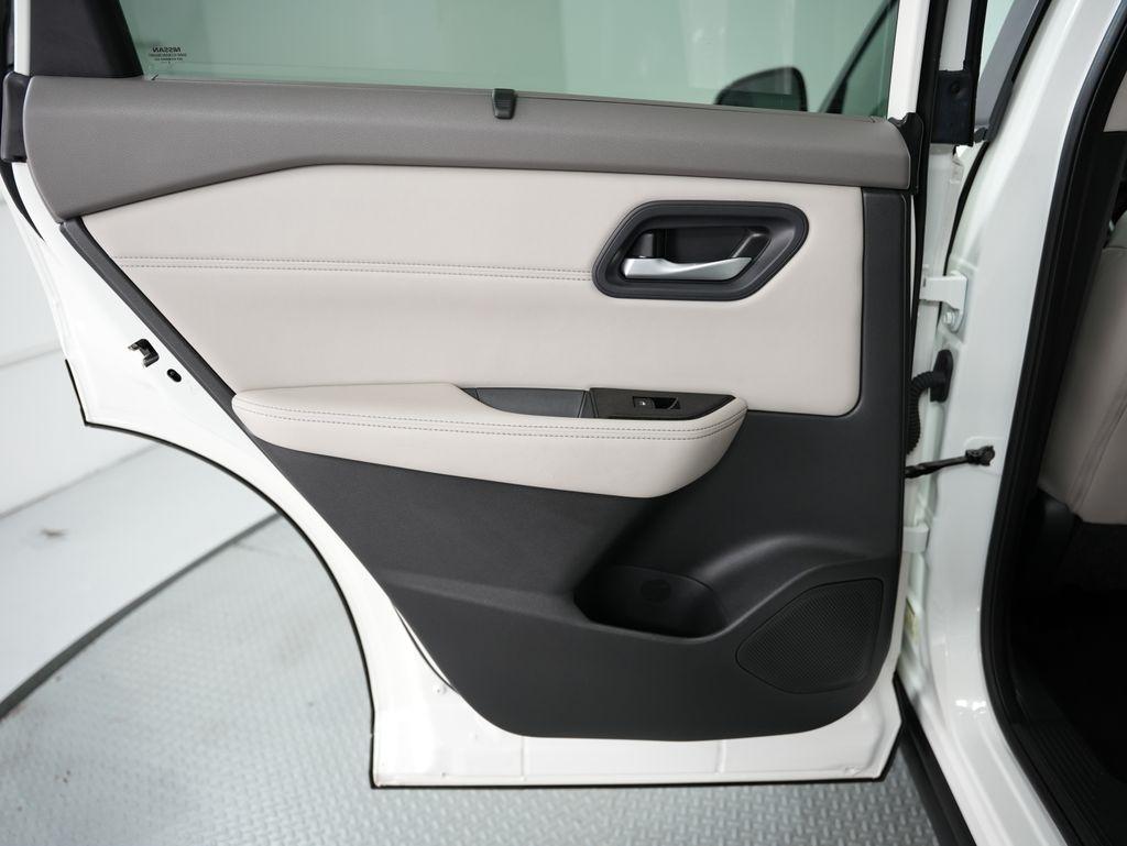 Nissan Rogue AWD SV *Ltd Avail* 2023