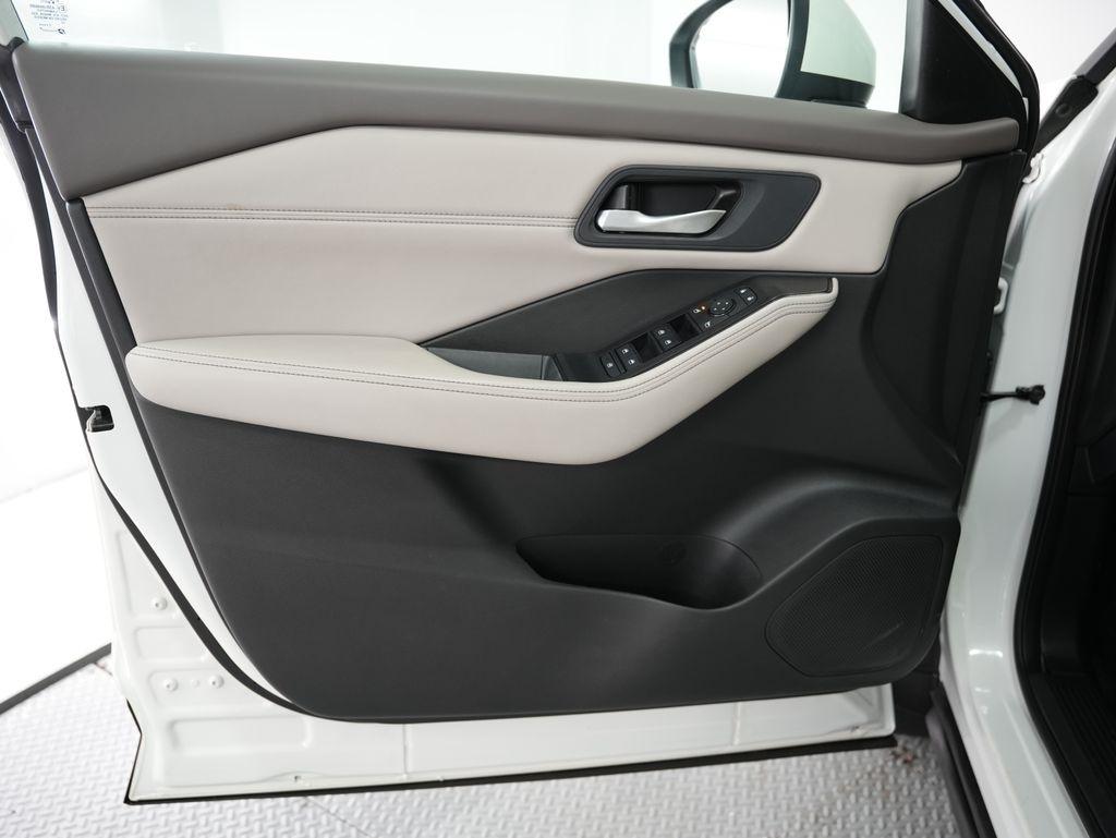 Nissan Rogue AWD SV *Ltd Avail* 2023