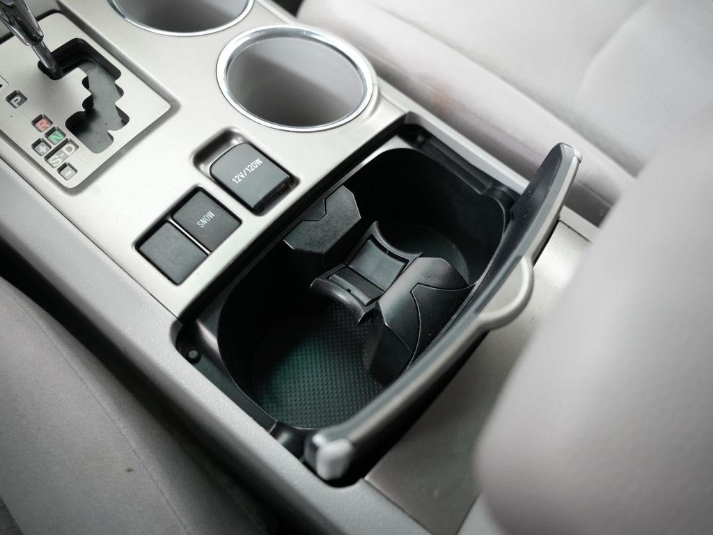 Toyota Highlander FWD 4dr Base (Natl) 2008