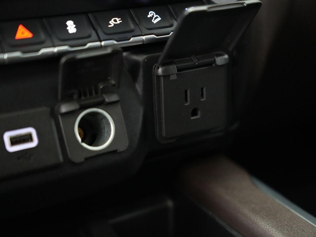 GMC Sierra 1500 4WD Crew Cab 147" Denali 2019