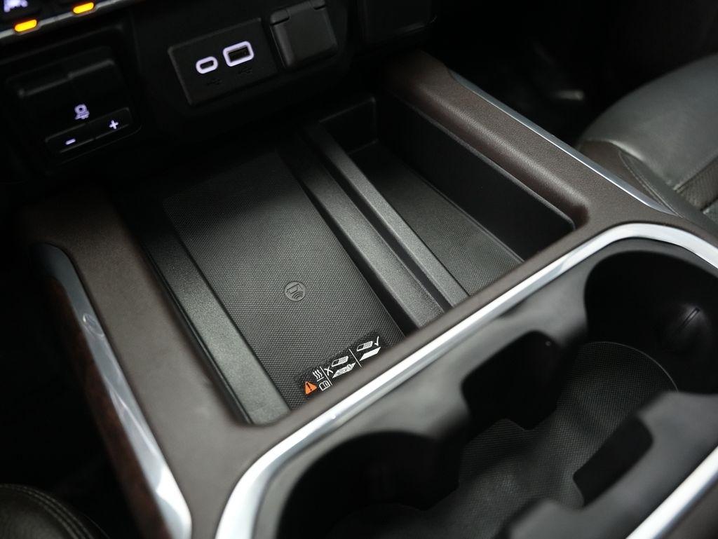 GMC Sierra 1500 4WD Crew Cab 147" Denali 2019