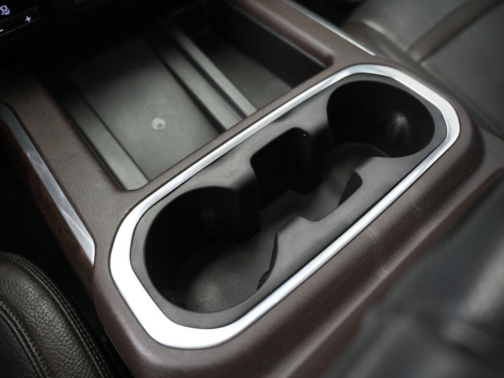 GMC Sierra 1500 4WD Crew Cab 147" Denali 2019