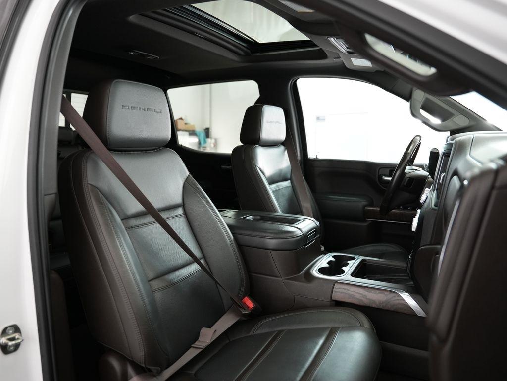 GMC Sierra 1500 4WD Crew Cab 147" Denali 2019