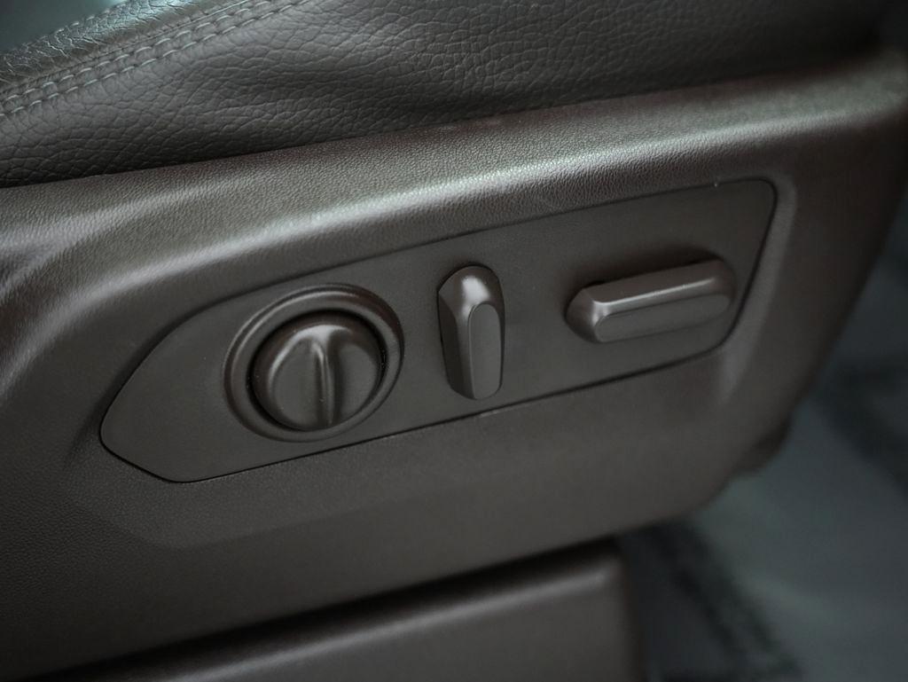 GMC Sierra 1500 4WD Crew Cab 147" Denali 2019