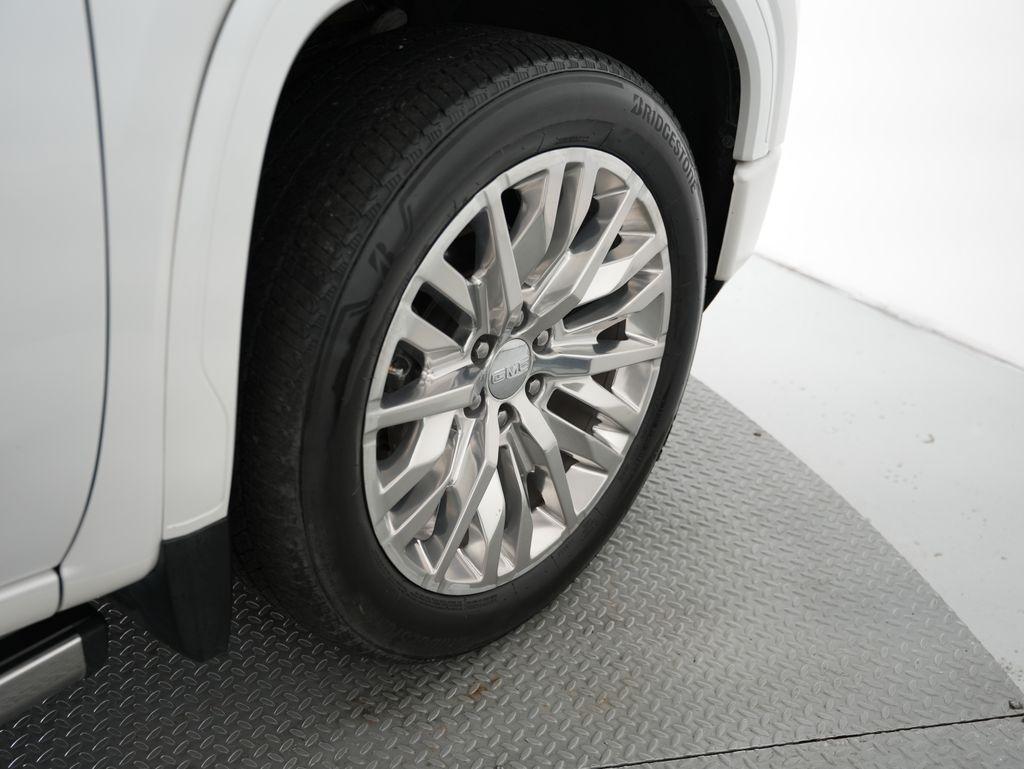 GMC Sierra 1500 4WD Crew Cab 147" Denali 2019