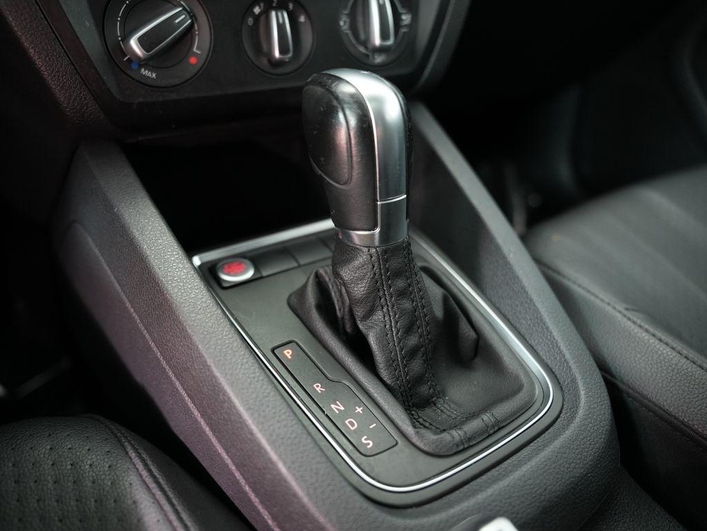 Volkswagen Jetta Sedan 4dr Auto 1.4T SE 2016