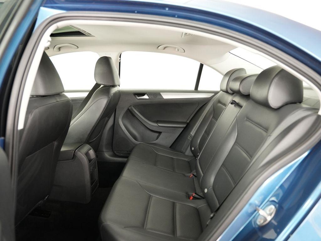 Volkswagen Jetta Sedan 4dr Auto 1.4T SE 2016