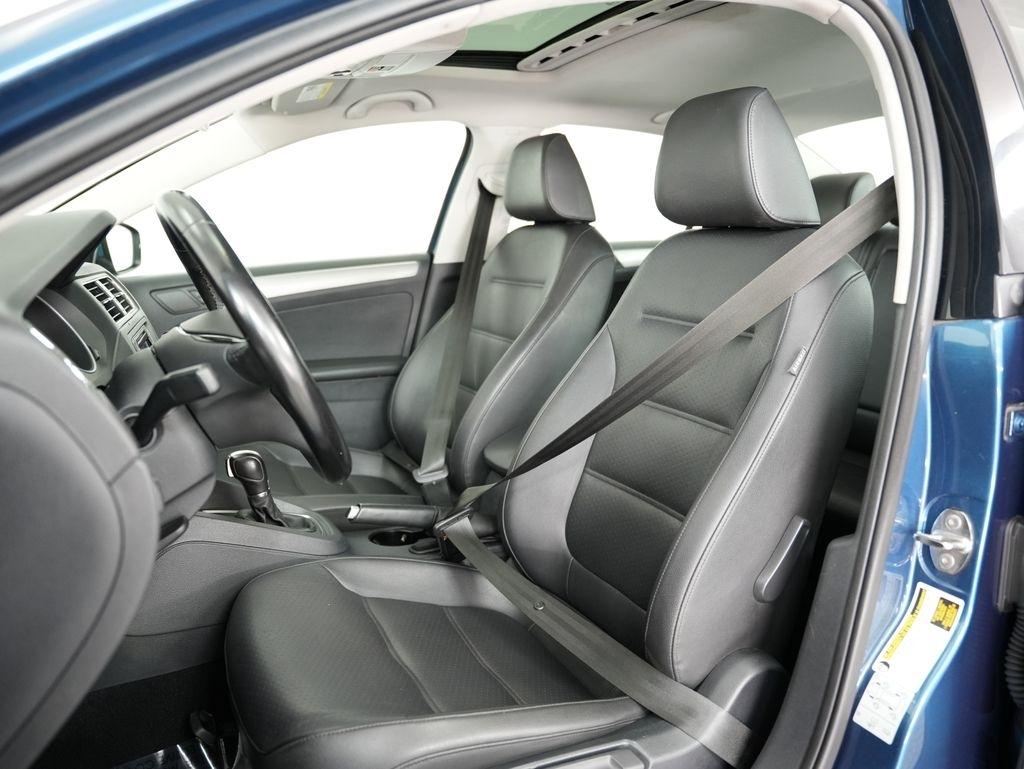 Volkswagen Jetta Sedan 4dr Auto 1.4T SE 2016