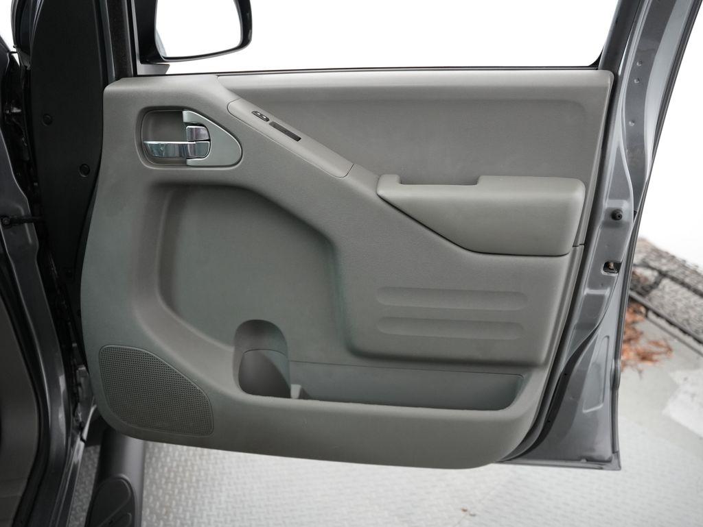 Nissan Frontier Crew Cab 4x4 SV Auto 2021