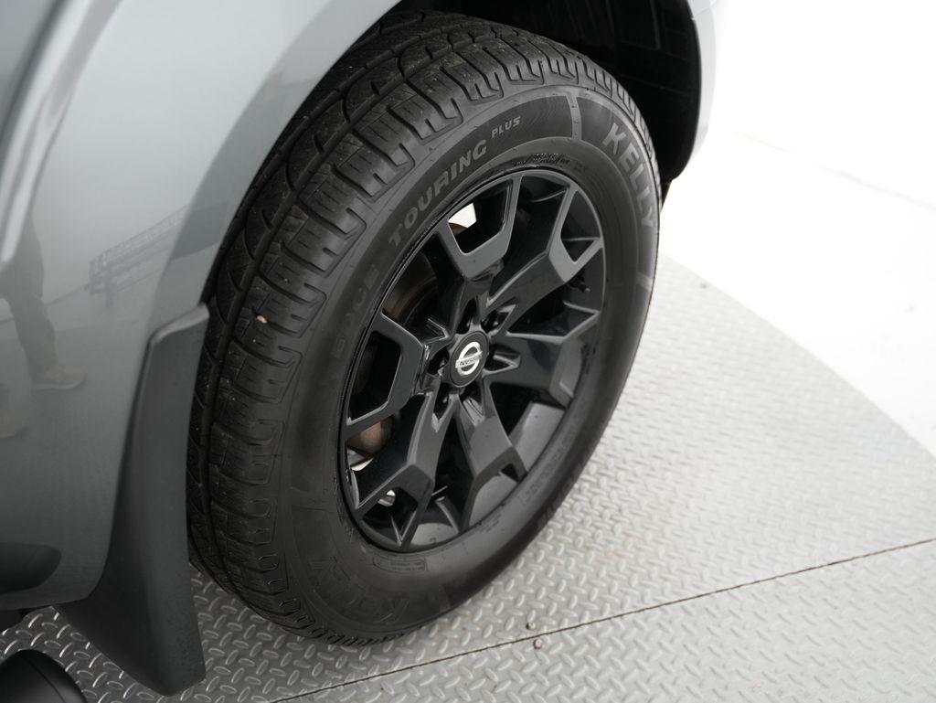 Nissan Frontier Crew Cab 4x4 SV Auto 2021