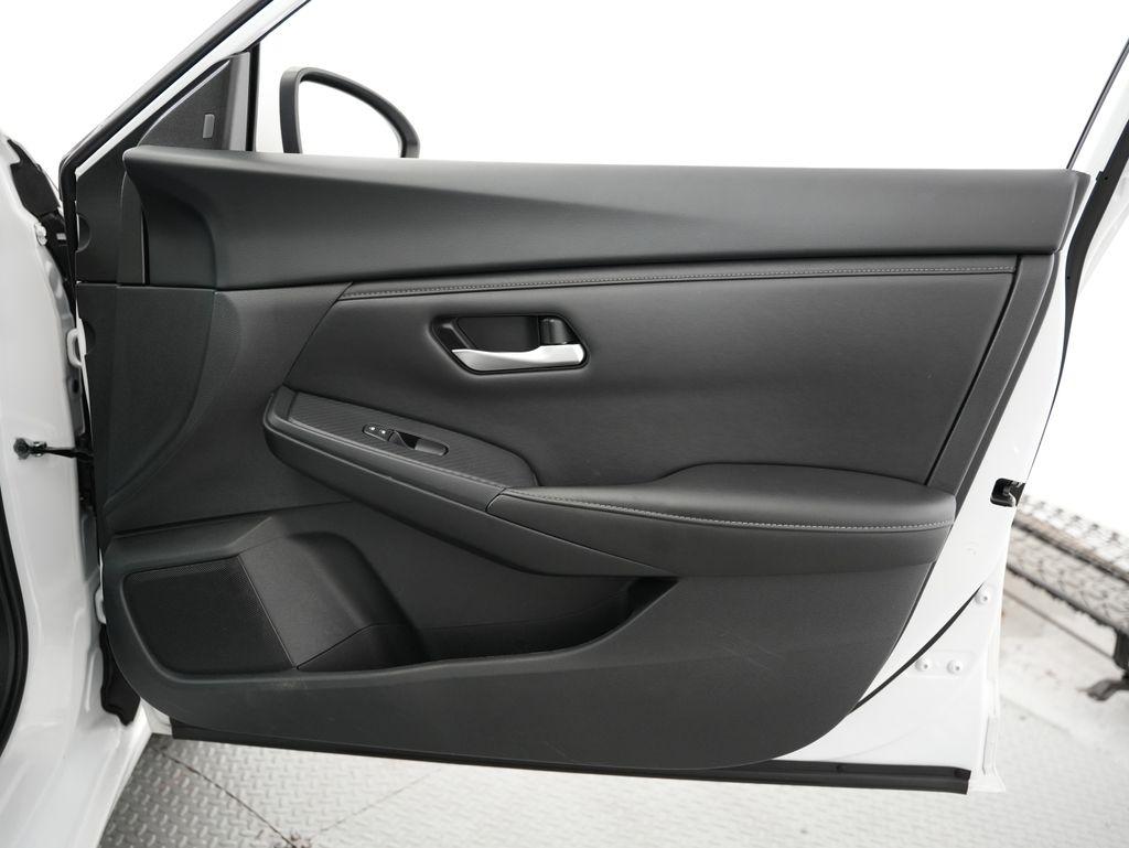 Nissan Sentra SV CVT 2023