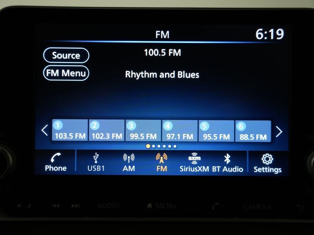 Nissan Sentra SV CVT 2023