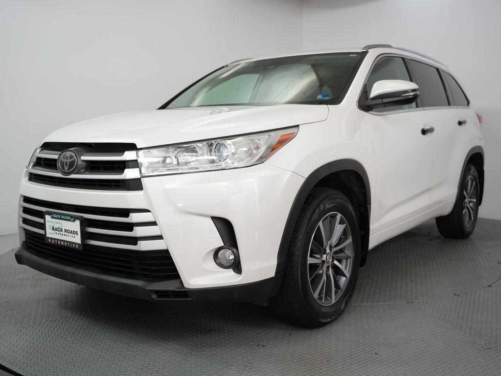 Toyota Highlander XLE V6 AWD (Natl) 2018