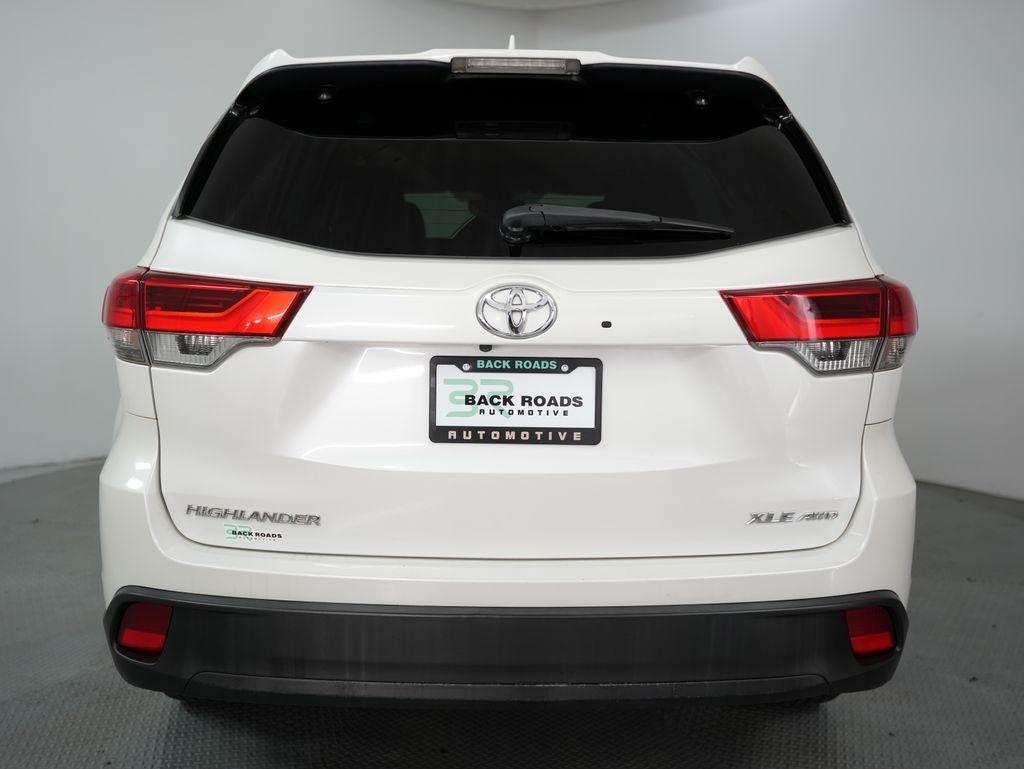 Toyota Highlander XLE V6 AWD (Natl) 2018