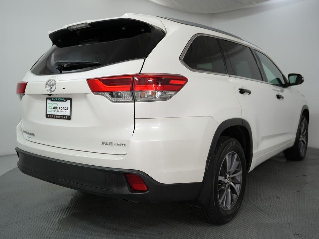 Toyota Highlander XLE V6 AWD (Natl) 2018